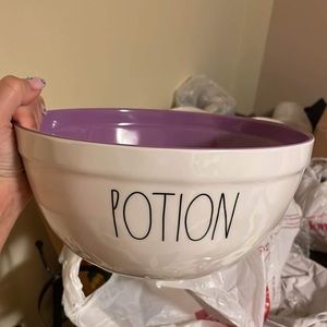 Rae Dunn Potion bowl